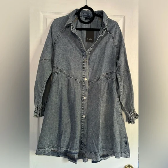 NWT! Fate Chambray Jean Dress / Size S - Picture 5 of 8